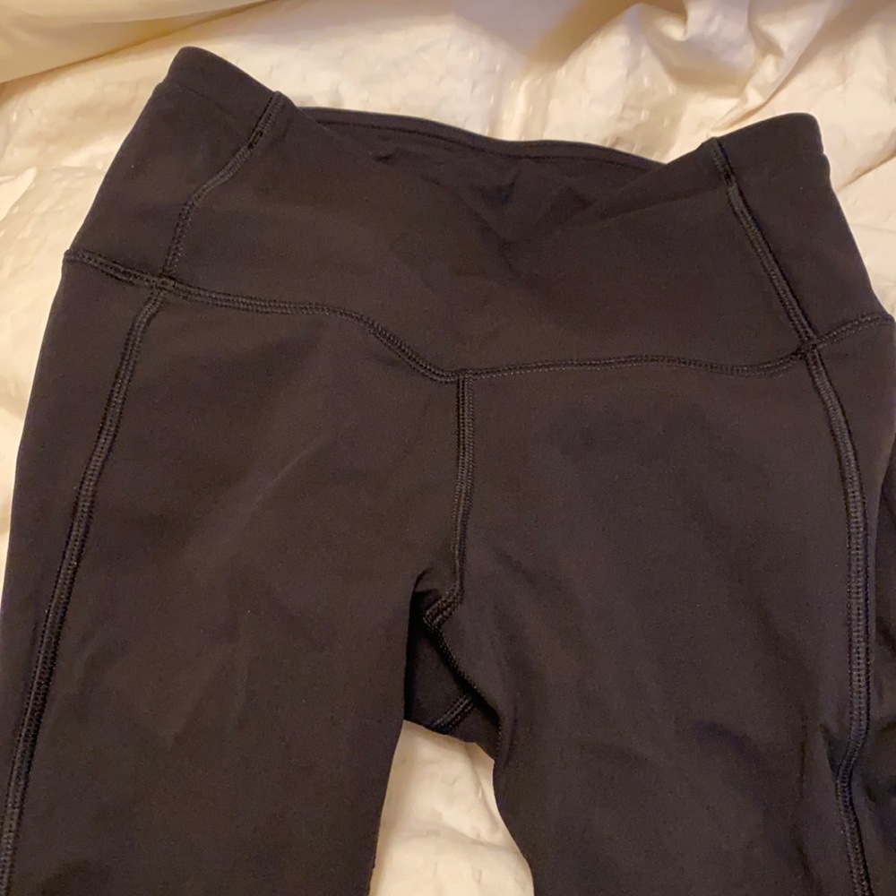 Lululemon cropped high waisted leggings